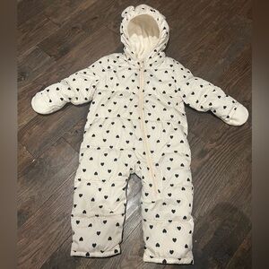 Old Navy Cream & Black Baby Snowsuit with Bear Ears Size 18-24 months